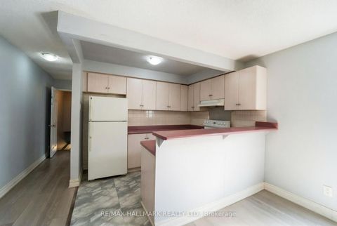 Photo 5 at 25 Lady Bower Crescent, Malvern, Toronto