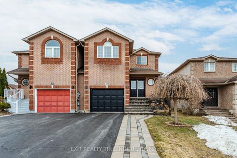 Photo 1 at 172 Courtney Crescent, Painswick South, Barrie