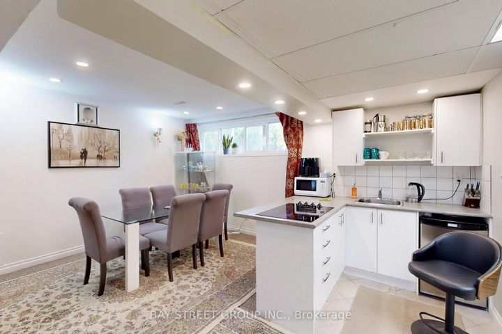 Photo 38 at 6119 Wabukayne Court, Meadowvale, Mississauga