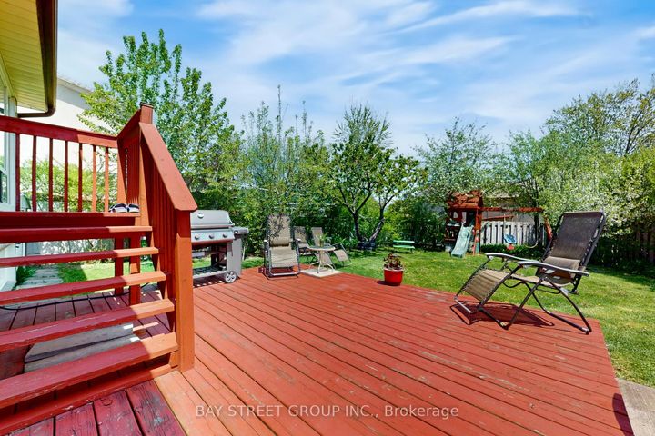 Photo 44 at 6119 Wabukayne Court, Meadowvale, Mississauga