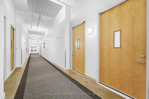 Photo 2 at 416 - 90 Sumach Street, Regent Park, Toronto