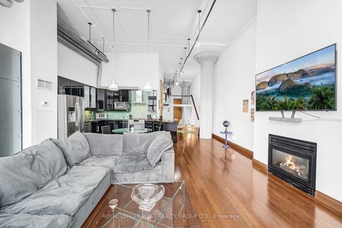Photo 4 at 416 - 90 Sumach Street, Regent Park, Toronto