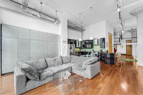 Photo 5 at 416 - 90 Sumach Street, Regent Park, Toronto