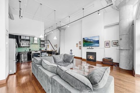 Photo 8 at 416 - 90 Sumach Street, Regent Park, Toronto