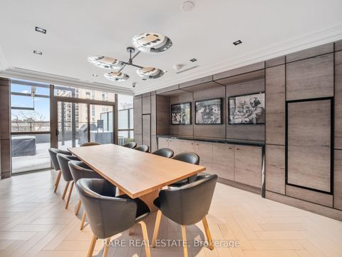 Photo 12 at 209 - 6 Jackes Avenue, Moore Park, Toronto