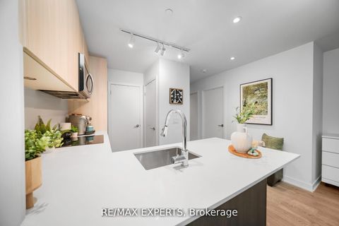 Photo 7 at 2512 - 1926 Lake Shore Boulevard W, South Parkdale, Toronto