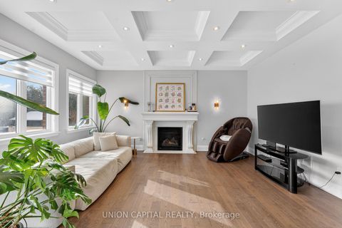 Photo 14 at 29 Elm Grove Avenue, Oak Ridges, Richmond Hill