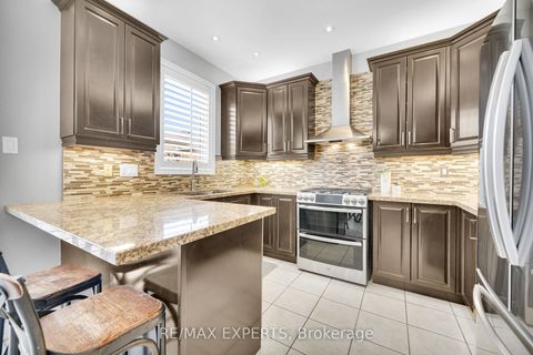 Photo 14 at 21 Beth Avenue, Jefferson, Richmond Hill