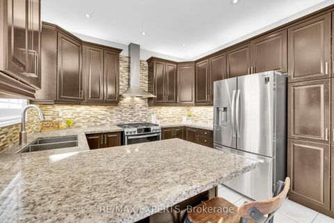 Photo 18 at 21 Beth Avenue, Jefferson, Richmond Hill