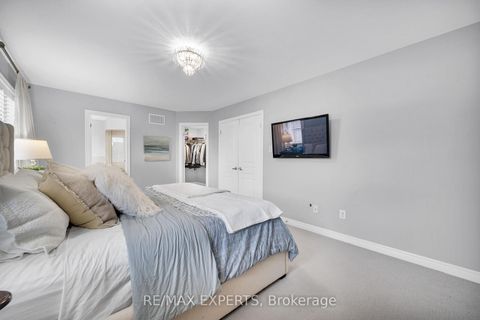 Photo 24 at 21 Beth Avenue, Jefferson, Richmond Hill