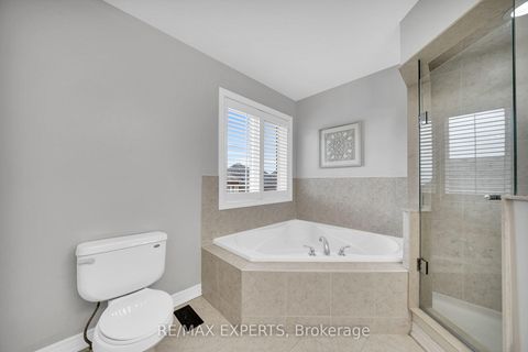 Photo 26 at 21 Beth Avenue, Jefferson, Richmond Hill