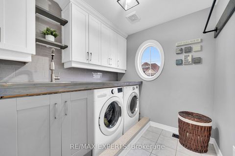 Photo 31 at 21 Beth Avenue, Jefferson, Richmond Hill