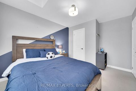 Photo 35 at 21 Beth Avenue, Jefferson, Richmond Hill