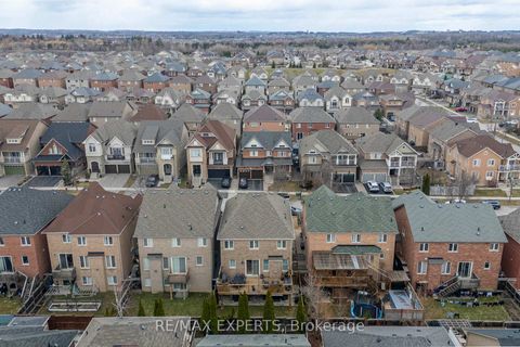 Photo 46 at 21 Beth Avenue, Jefferson, Richmond Hill