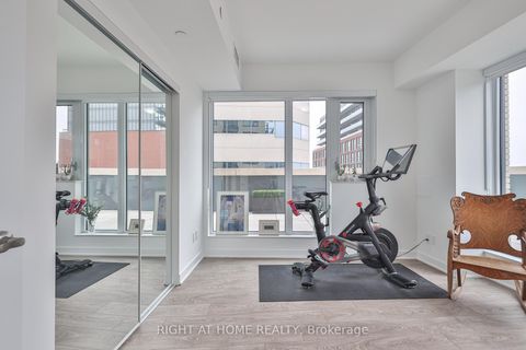Photo 19 at 832 - 543 Richmond Street W, Waterfront Communities C1, Toronto