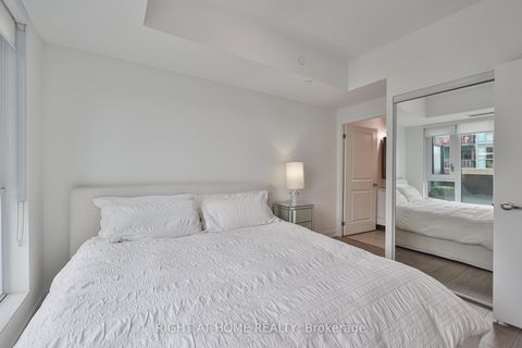 Photo 32 at 832 - 543 Richmond Street W, Waterfront Communities C1, Toronto