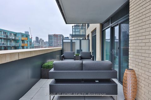 Photo 40 at 832 - 543 Richmond Street W, Waterfront Communities C1, Toronto