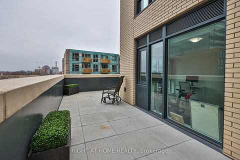 Photo 43 at 832 - 543 Richmond Street W, Waterfront Communities C1, Toronto