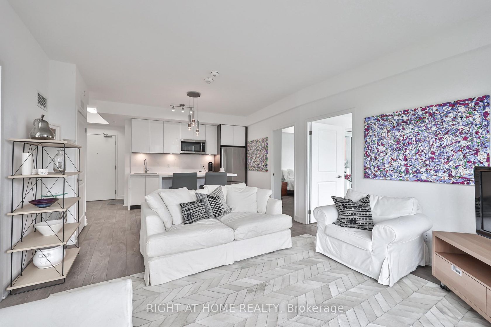 832 - 543 Richmond Street W, Waterfront Communities C1, Toronto photo number 2