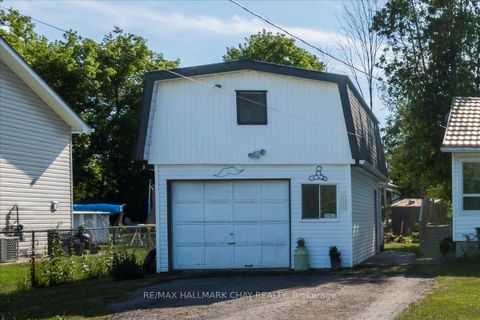 Photo 1 at 930 Gilmore Avenue, Lefroy, Innisfil