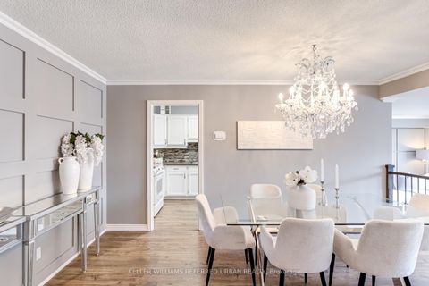 Photo 11 at 605 - 70 Baif Boulevard, North Richvale, Richmond Hill