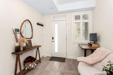 Photo 7 at 285 Dalhousie Street, Vaughan Grove, Vaughan