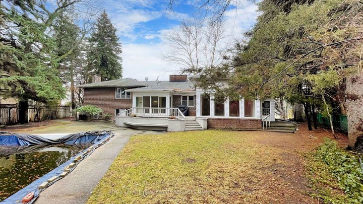 Photo 39 at 2 Colvestone Road, Windfields, Toronto