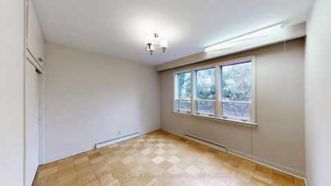 Photo 16 at 2 Colvestone Road, Windfields, Toronto