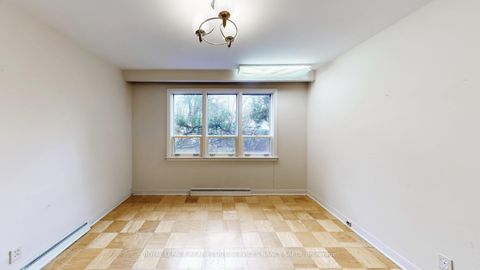 Photo 17 at 2 Colvestone Road, Windfields, Toronto