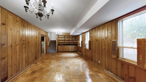 Photo 27 at 2 Colvestone Road, Windfields, Toronto