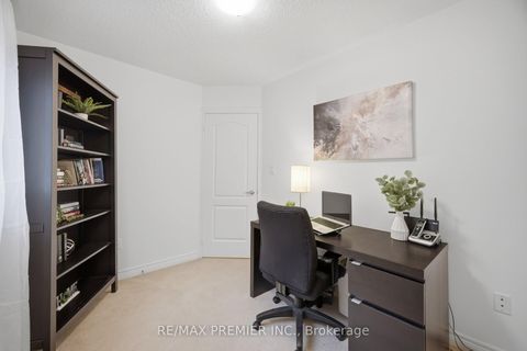 Photo 39 at 182 Chayna Crescent, Patterson, Vaughan