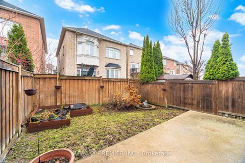 Photo 43 at 182 Chayna Crescent, Patterson, Vaughan