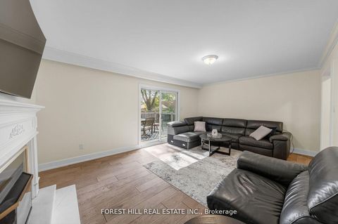 Photo 18 at 37 Cherry Post Crescent, Markland Wood, Toronto