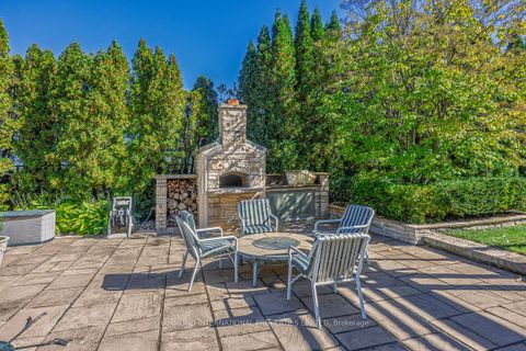 Photo 7 at 48 Old Park Lane, Bayview Hill, Richmond Hill