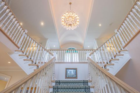 Photo 23 at 48 Old Park Lane, Bayview Hill, Richmond Hill