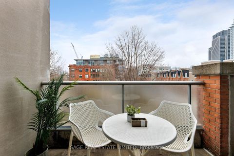 Photo 8 at 332 - 1005 King Street W, Niagara, Toronto