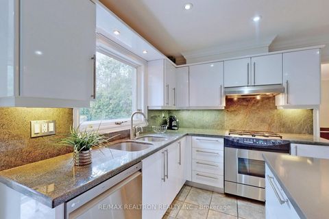 Photo 12 at 38 Apollo Drive, Don Mills, Toronto