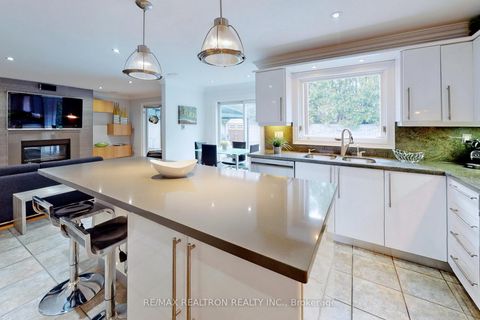 Photo 14 at 38 Apollo Drive, Don Mills, Toronto