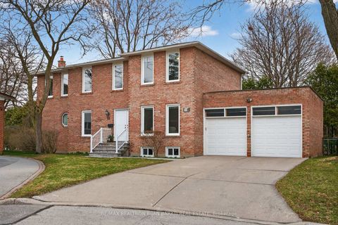 Photo 0 at 18 Tigerlily Court, Newtonbrook West, Toronto