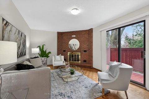 Photo 6 at 18 Tigerlily Court, Newtonbrook West, Toronto