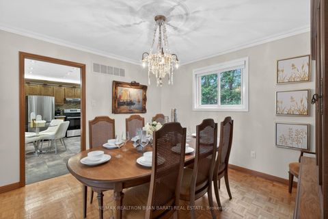 Photo 9 at 18 Tigerlily Court, Newtonbrook West, Toronto