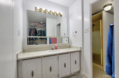 Photo 8 at 135 - 4001 Don Mills Road, Hillcrest Village, Toronto