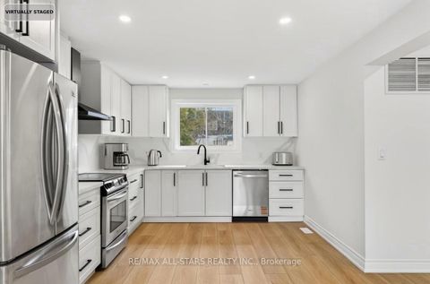 Photo 6 at 501 Lake Drive S, Keswick South, Georgina