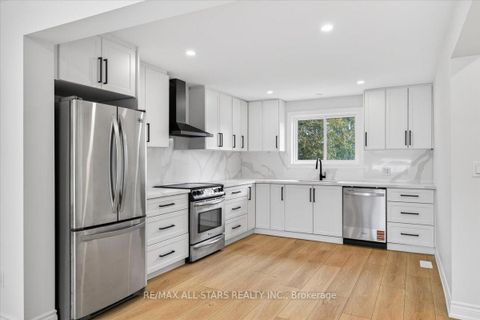 Photo 26 at 501 Lake Drive S, Keswick South, Georgina