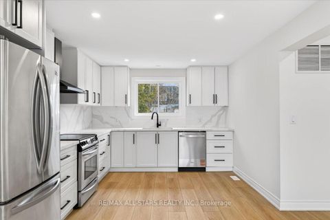 Photo 27 at 501 Lake Drive S, Keswick South, Georgina