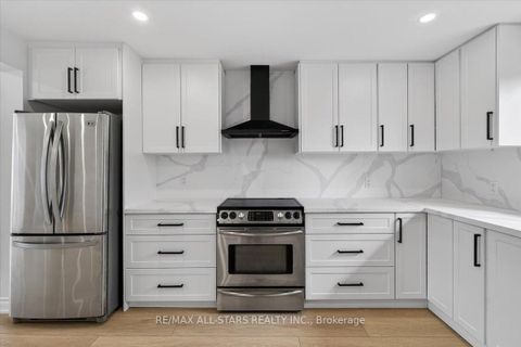 Photo 28 at 501 Lake Drive S, Keswick South, Georgina