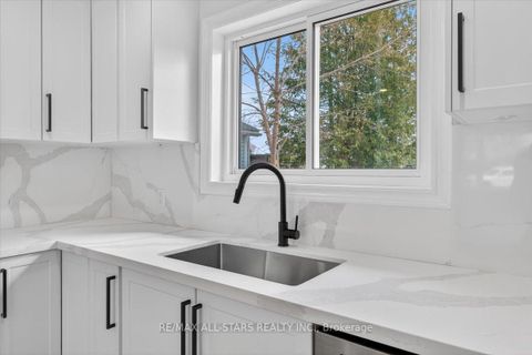 Photo 29 at 501 Lake Drive S, Keswick South, Georgina