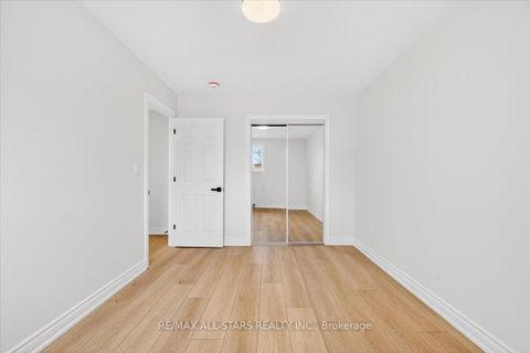 Photo 33 at 501 Lake Drive S, Keswick South, Georgina