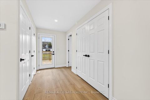 Photo 37 at 501 Lake Drive S, Keswick South, Georgina