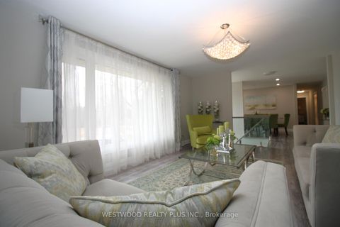 Photo 5 at 58 Maple Grove Avenue, Oak Ridges, Richmond Hill